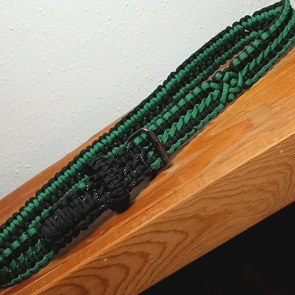 Handmade Men's Paracord Belt - Picture 2 of 8